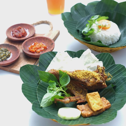 Pesan 6 Kuliner Berikut Ini Buat GO-FOODIES di Balikpapan  yang Lapar Berat!